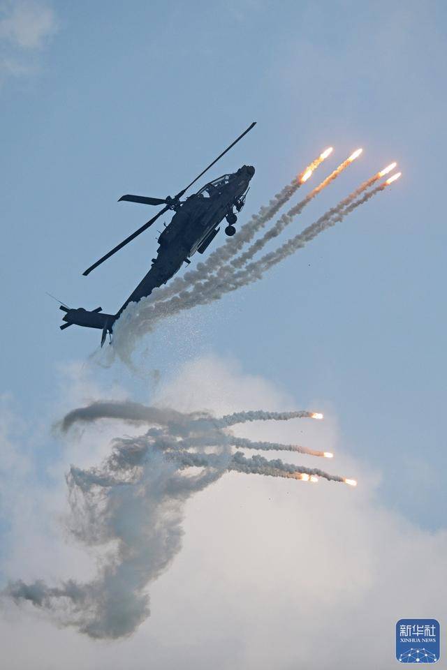 聚焦丨第十届新加坡航展举行媒体预演